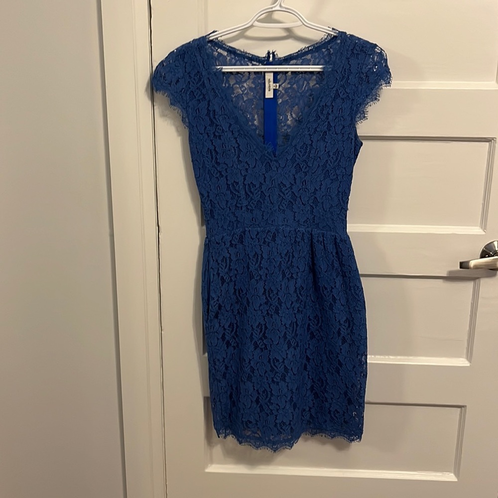 Babaton blue lace dress lined with cap sleeve